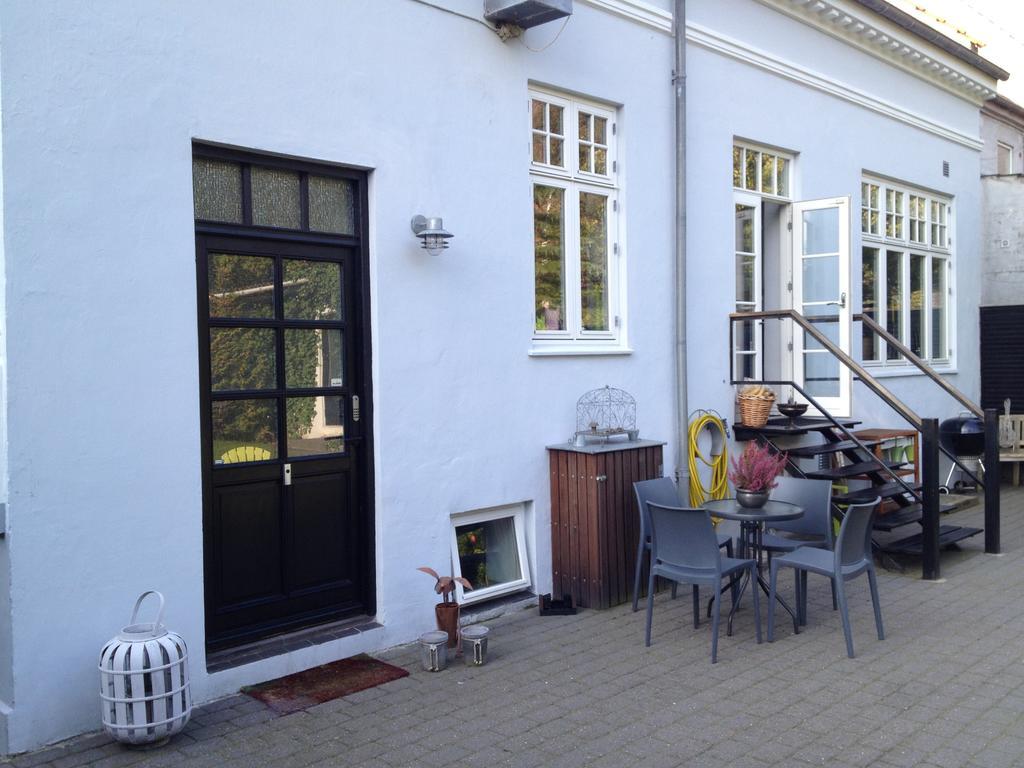 Sweethome Guesthouse Esbjerg Extérieur photo
